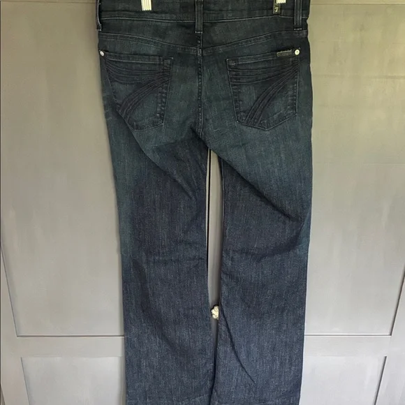 7 For All Mankind Women's Dark Blue Flare Jeans 29 Dojo - Picture 2 of 4